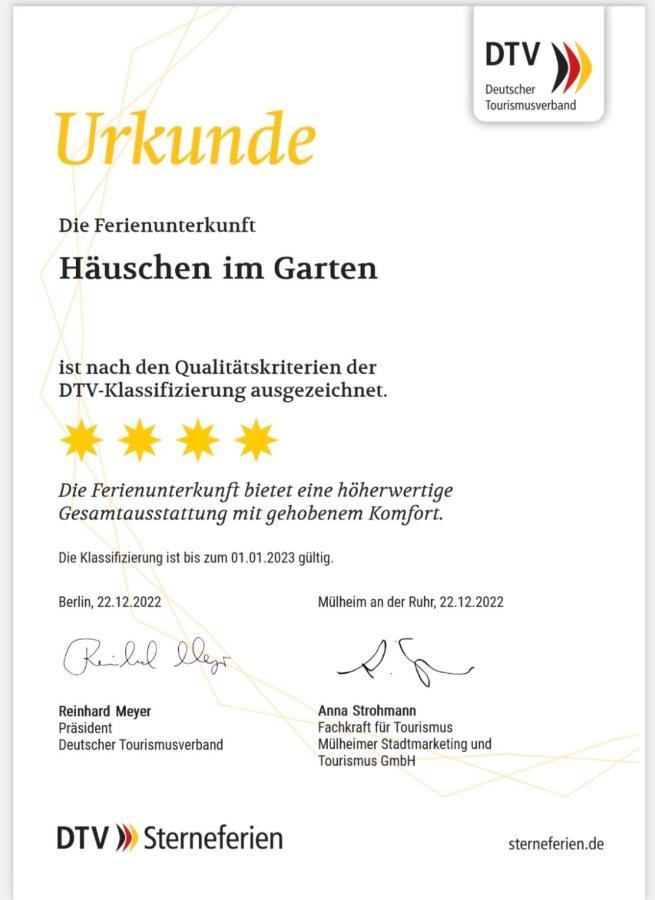 Haeuschen Im Garten In Der Muelheimer Altstadt มึลไฮม์ อันแดร์ รัวร์ ภายนอก รูปภาพ